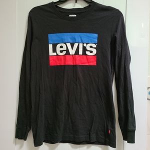 Levi's long-sleeve tee